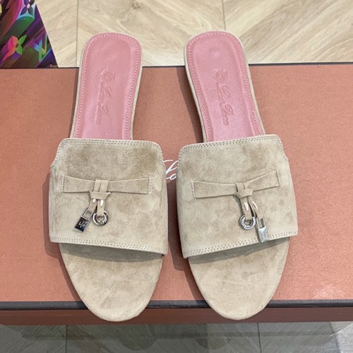 로로피아나 썸머 참 샌들,뮬