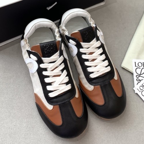 로에베 발레 러너 남.여 스니커즈