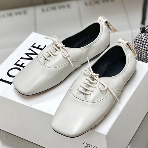 로에베 소프트 더비 발레리나 슈즈