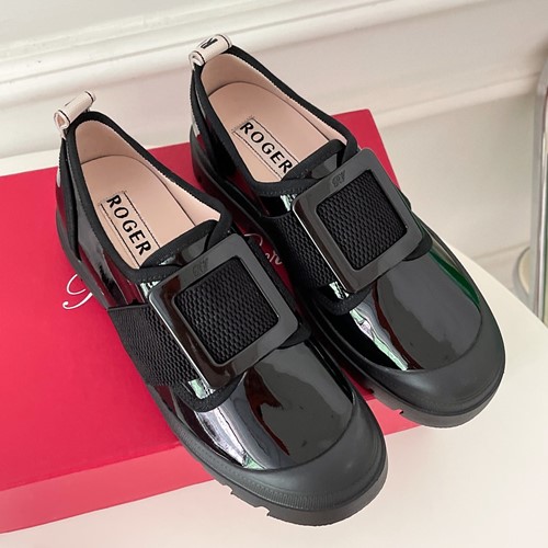 로저비비에 로퍼