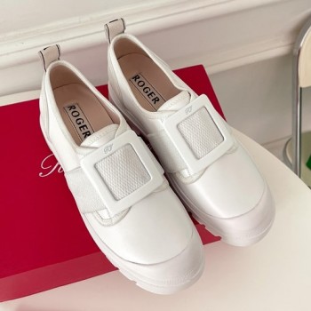 로저비비에 로퍼