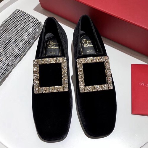 로저비비에 로퍼