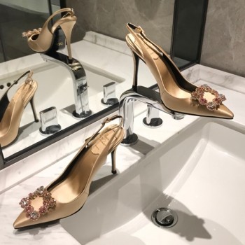 로저비비에 슬링백,슬링백힐