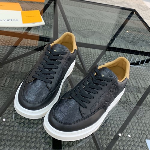 루이비통 남성용 스니커즈