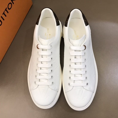 루이비통 남성용 스니커즈