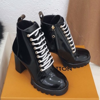 루이비통 레이스업 앵클부츠