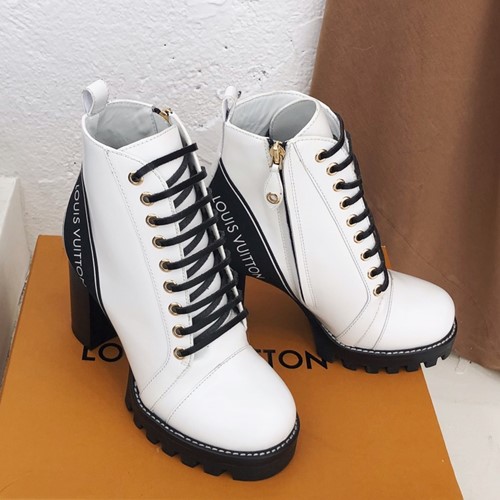 루이비통 레이스업 앵클부츠