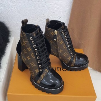 루이비통 레이스업 앵클부츠