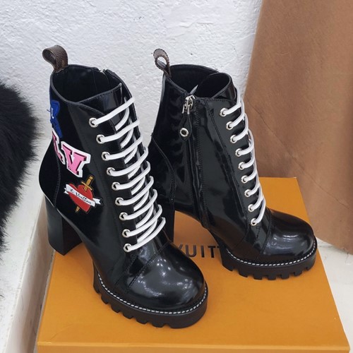 루이비통 레이스업 앵클부츠