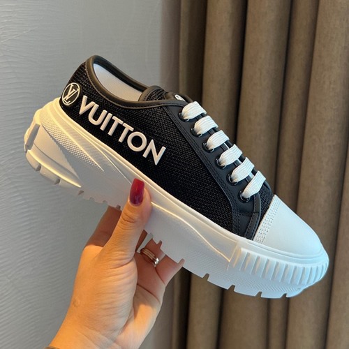 루이비통 스쿼드 스니커즈