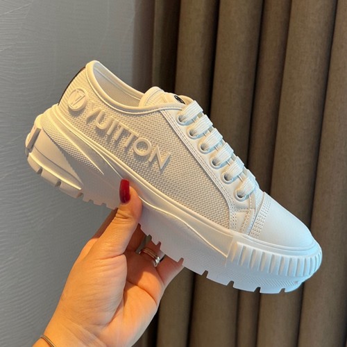 루이비통 스쿼드 스니커즈