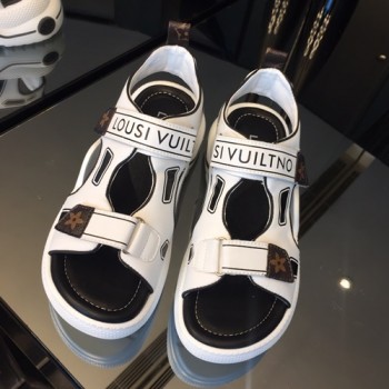 루이비통 아치라이트 스포티 샌들