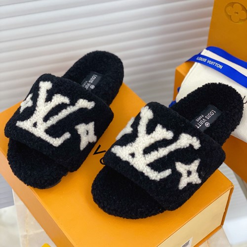 루이비통 양모 슬리퍼