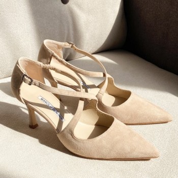 마놀로 블라닉 펌프스