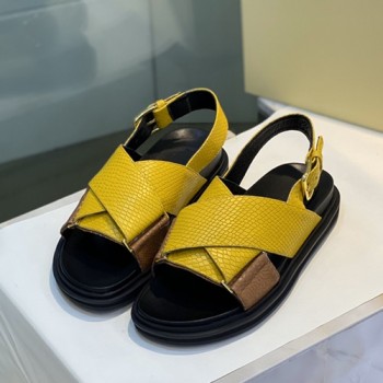 마르니 크로스 샌들