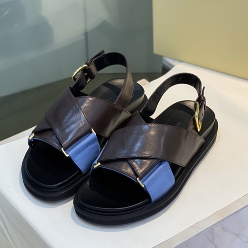 마르니 크로스 샌들