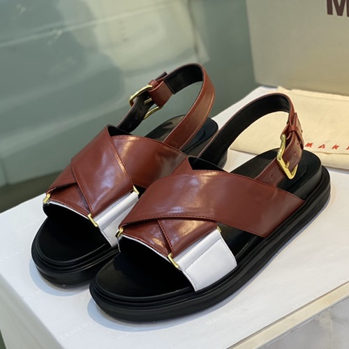 마르니 크로스 샌들