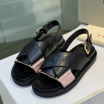 마르니 크로스 샌들