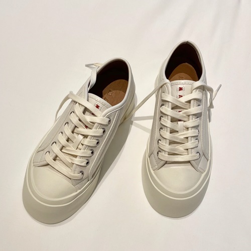 마르니 파블로 스니커즈