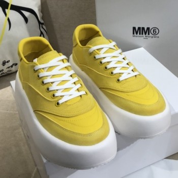 메종 마르지엘라 MM6 로우탑 스니커즈