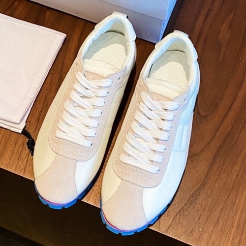 메종 마르지엘라 MM6 스니커즈