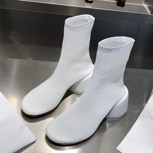 메종 마르지엘라 MM6 앵클부츠