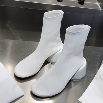 메종 마르지엘라 MM6 앵클부츠