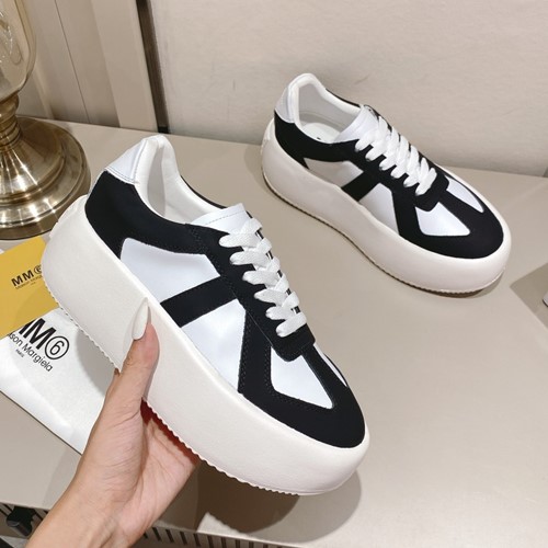 메종 마르지엘라 스니커즈