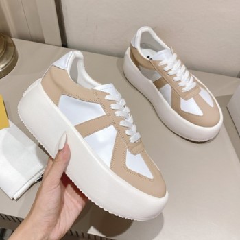 메종 마르지엘라 스니커즈