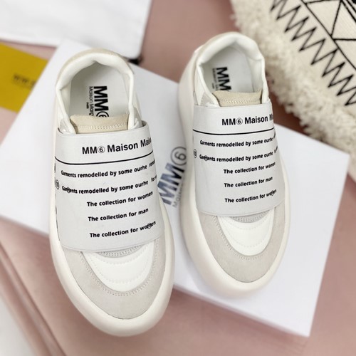 메종 마르지엘라 스니커즈