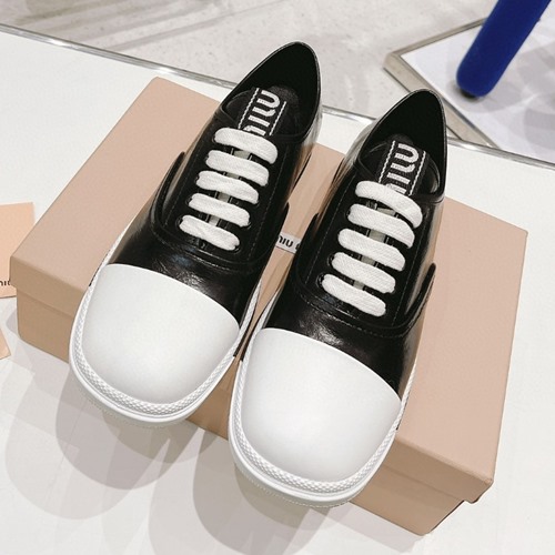 미우미우 로우탑 스니커즈