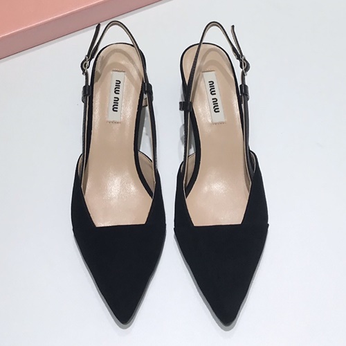 미우미우 슬링백