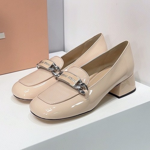 미우미우 펌프스