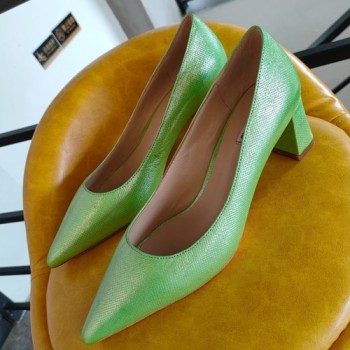 미우미우 펌프스