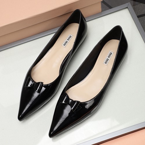 미우미우 플랫슈즈