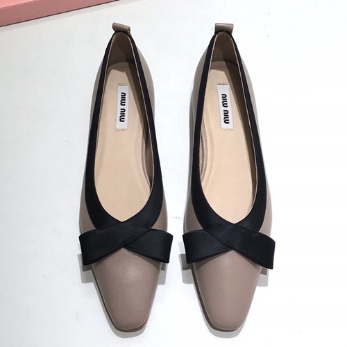 미우미우 플랫슈즈