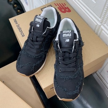 미우미우×뉴발란스 콜라보 574 스니커즈