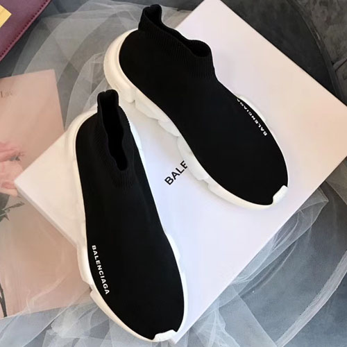 발렌시아가 남.여 스피드러너