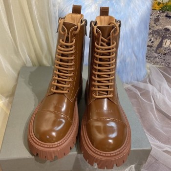 발렌시아가 레이스업 부츠