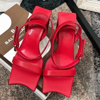 발렌시아가 샌들힐