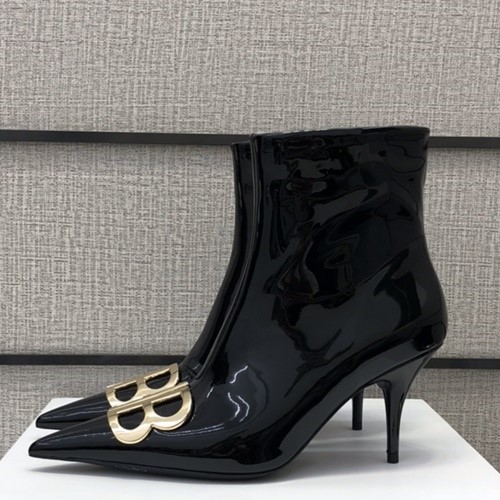 발렌시아가 앵클부츠