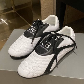 발렌시아가 젠 스니커즈