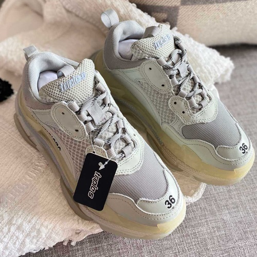 발렌시아가 트리플S 남.여 스니커즈