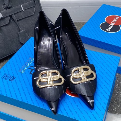 발렌시아가 펌프스