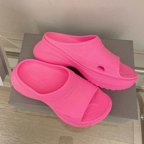 발렌시아가×크록스 클로그 샌들