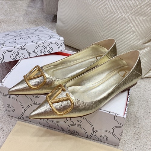 발렌티노 V로고 플랫슈즈