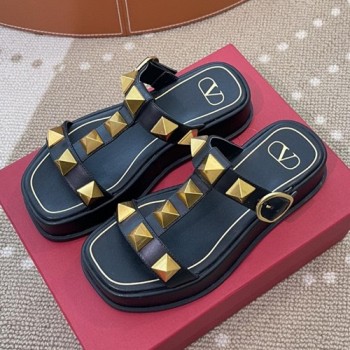 발렌티노 락스터드 뮬,슬리퍼