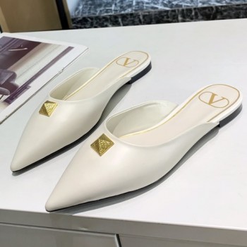 발렌티노 락스터드 뮬