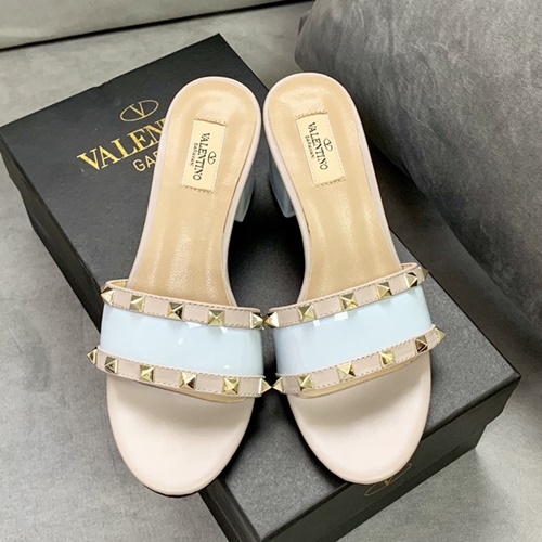 발렌티노 락스터드 뮬