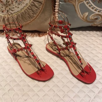 발렌티노 락스터드 스트랩 샌들